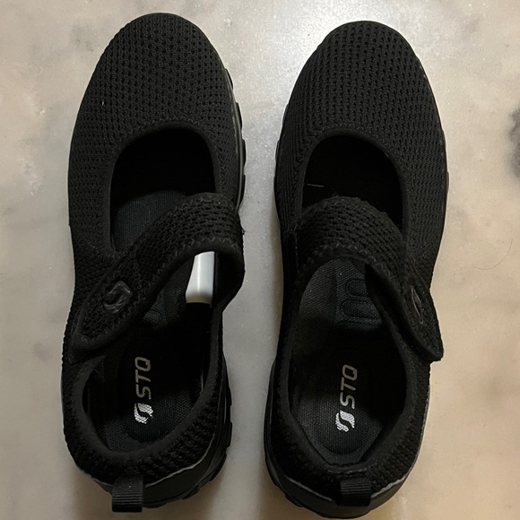 🎈Comfortable Cushion Mary Jane Shoes🎁Bundle up to 5lbs for $20 Sale 📦 - Picture 3 of 9